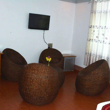 Myat Nan Taw Hotel ロイコー エクステリア 写真